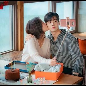 Meet your Posher, Sky